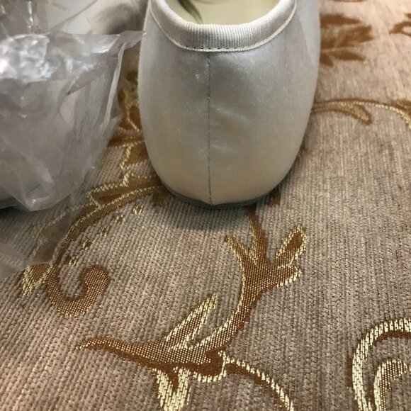 Dye-Able White Satin Ballet Flats, w/ Bow Formal Elegant Wedding Comfortable - Picture 7 of 14